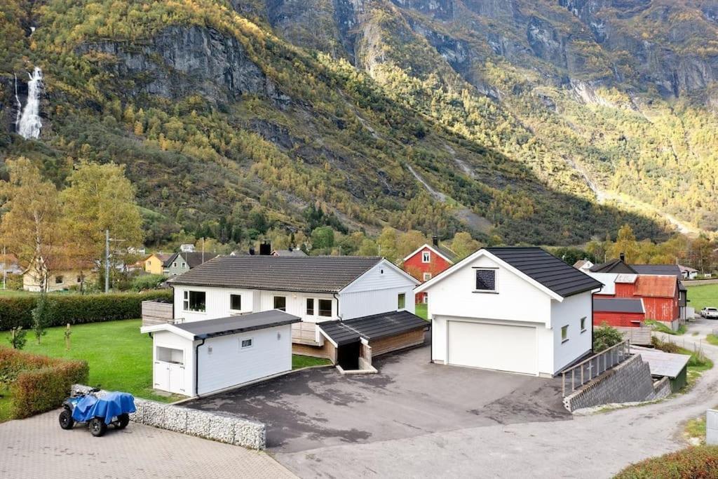 Willa Fint Hus I Flam Aurland Zewnętrze zdjęcie